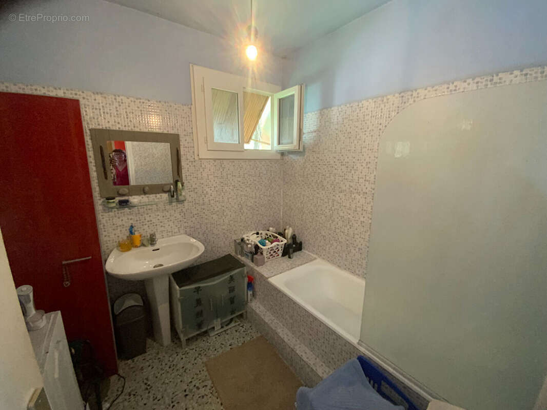 Appartement à LEDIGNAN