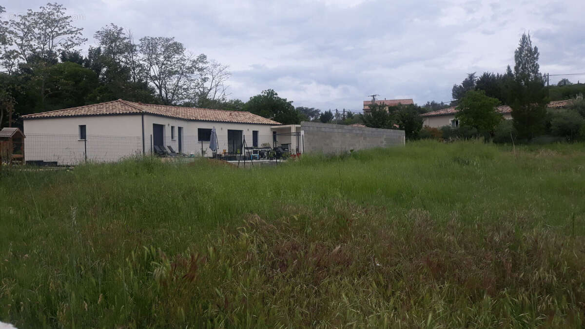 Terrain à SAINT-AMBROIX