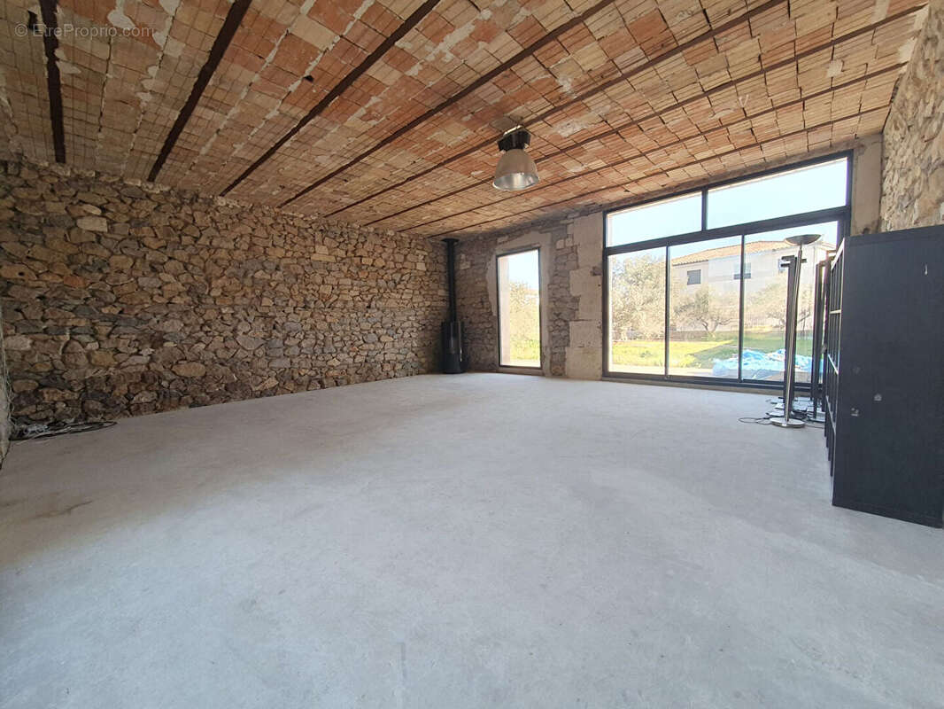 Maison à SAINT-LAURENT-D&#039;AIGOUZE