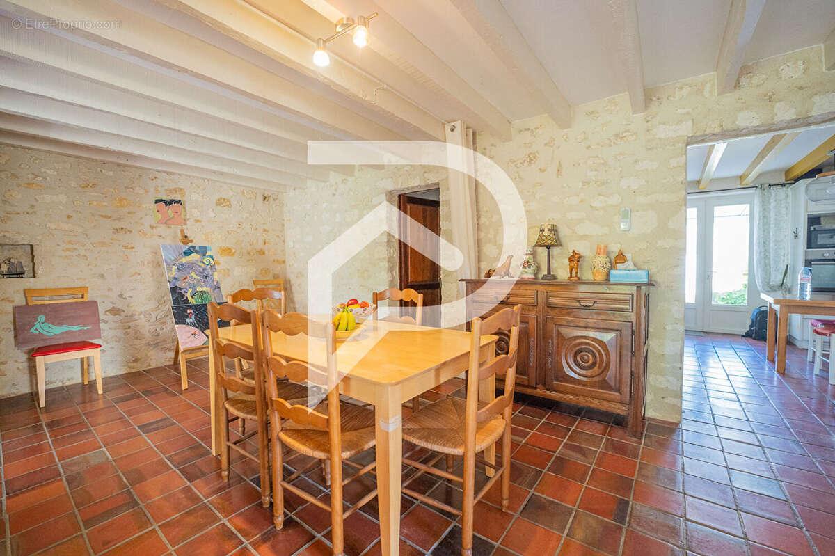 Maison à SABLONCEAUX