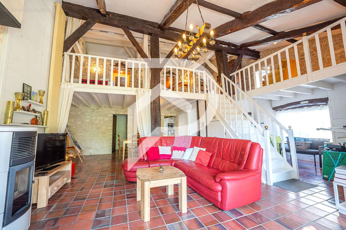 Maison à SABLONCEAUX