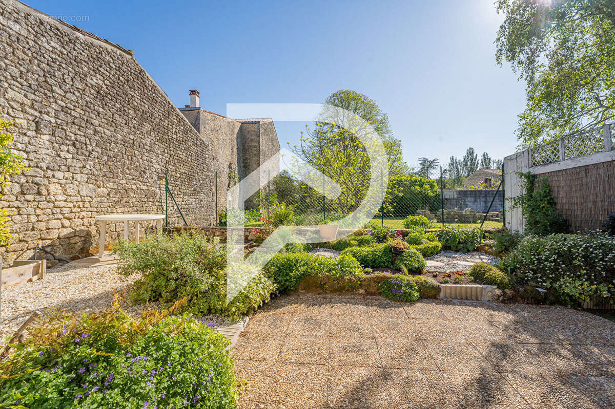 Maison à SABLONCEAUX