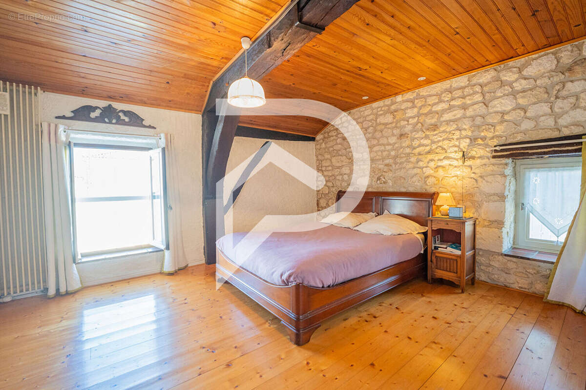 Maison à SABLONCEAUX