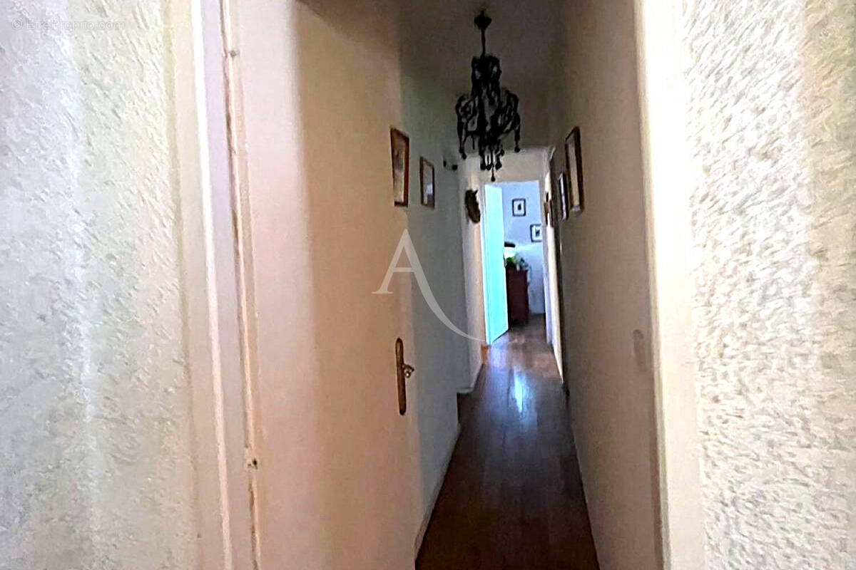 Maison à VILLENAVE-D&#039;ORNON