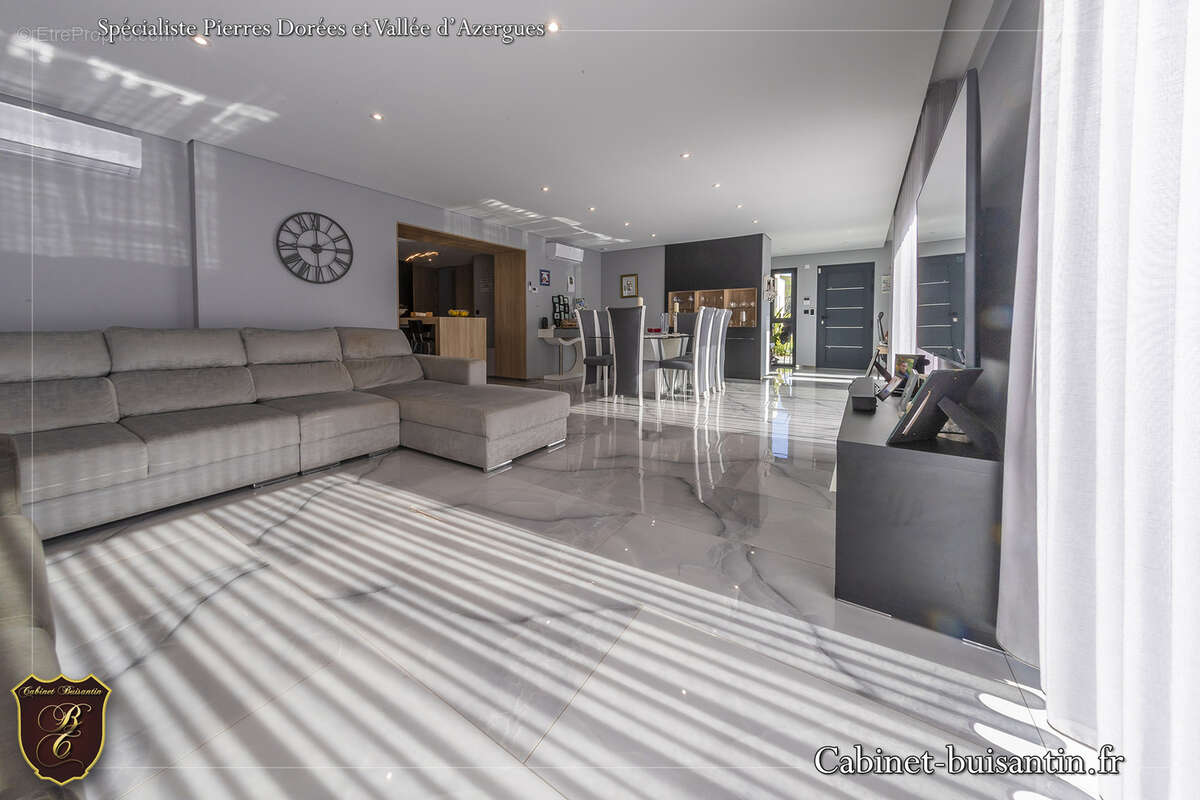 Maison à LE BOIS-D&#039;OINGT