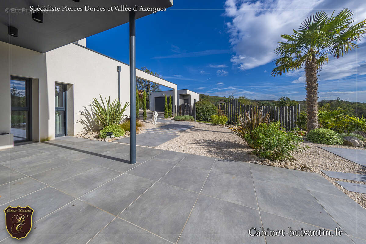 Maison à LE BOIS-D&#039;OINGT