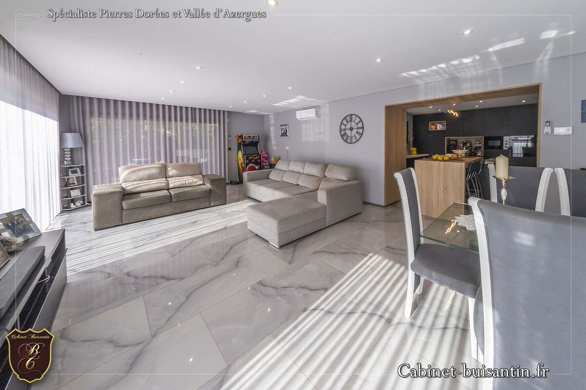 Maison à LE BOIS-D&#039;OINGT