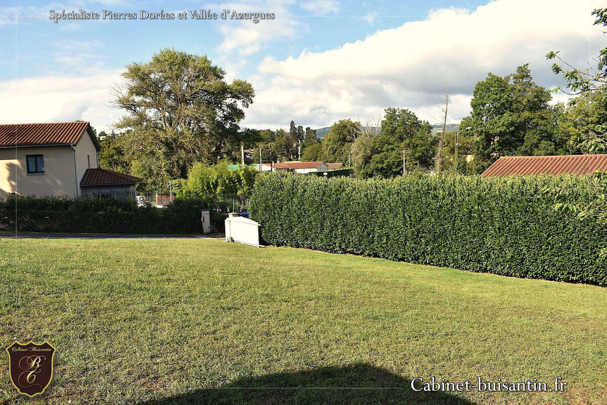 Terrain à LIERGUES