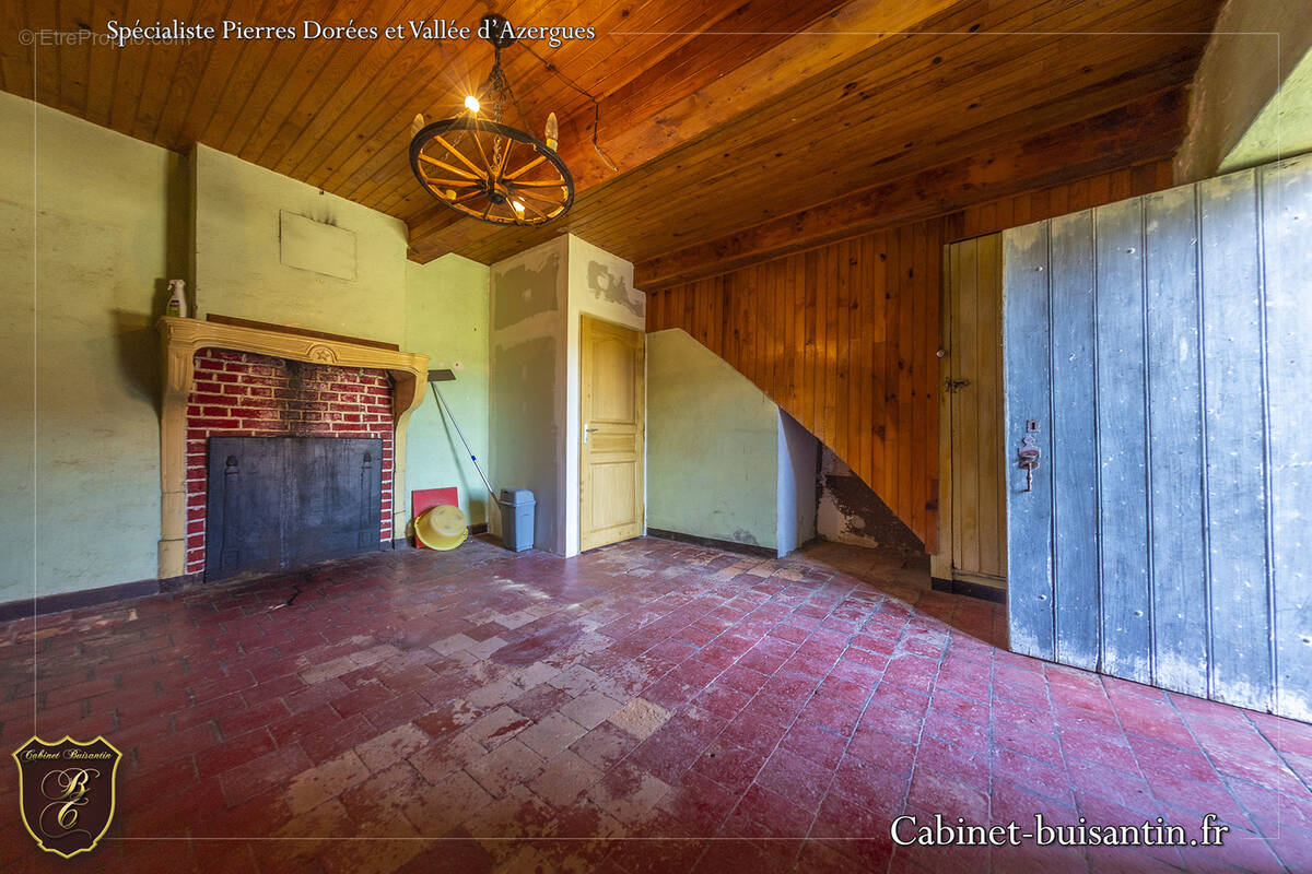 Maison à SAINT-VERAND