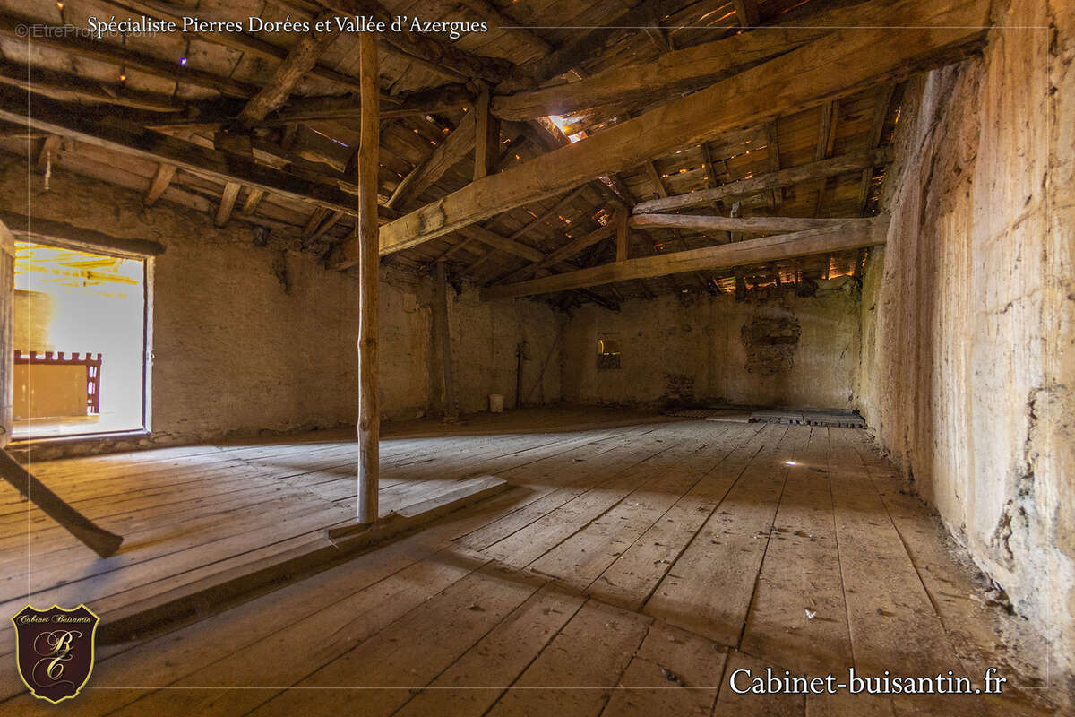 Maison à SAINT-VERAND