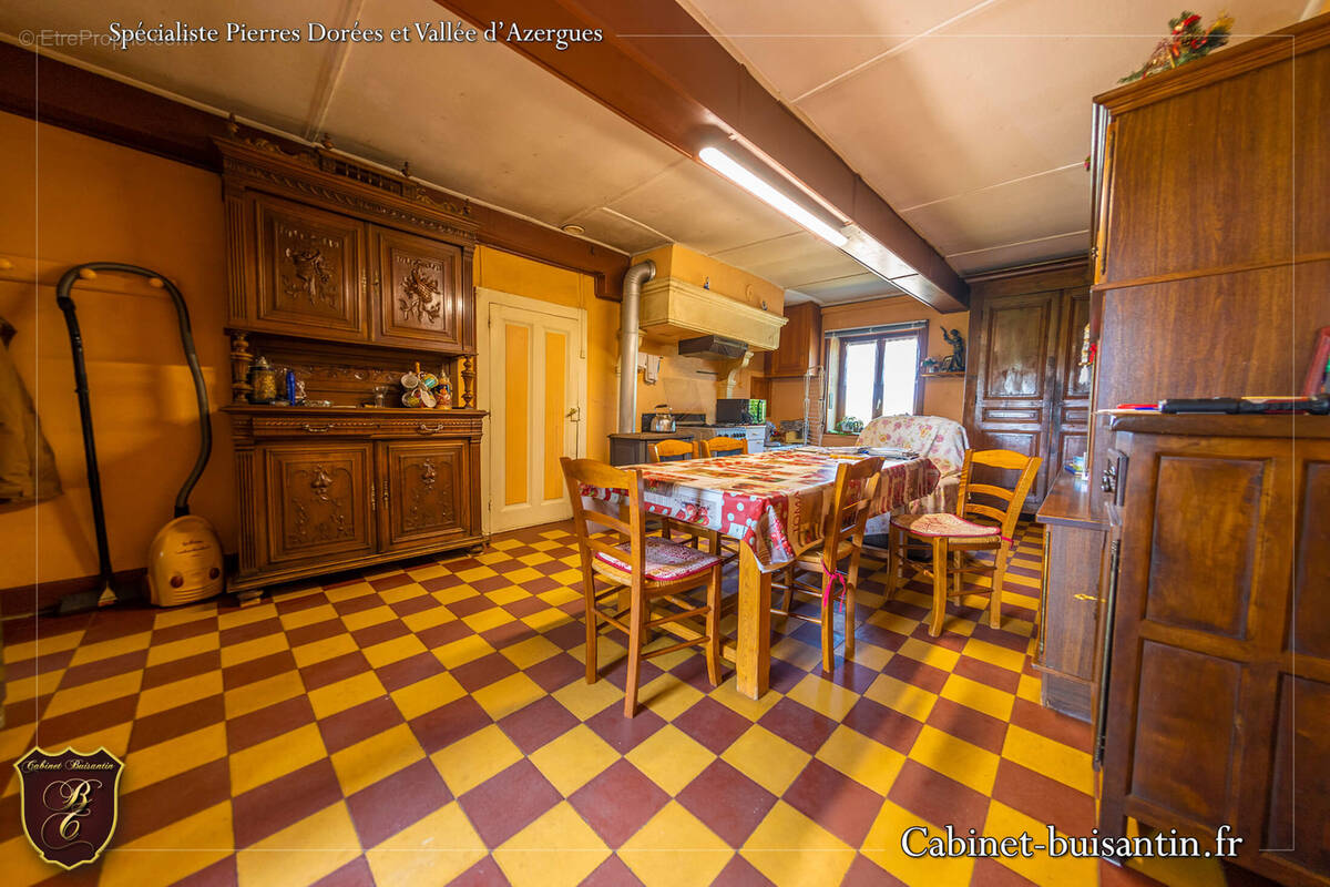 Maison à SAINT-VERAND