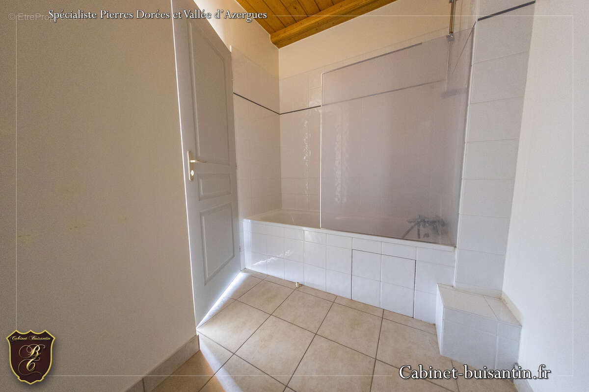 Appartement à CHESSY