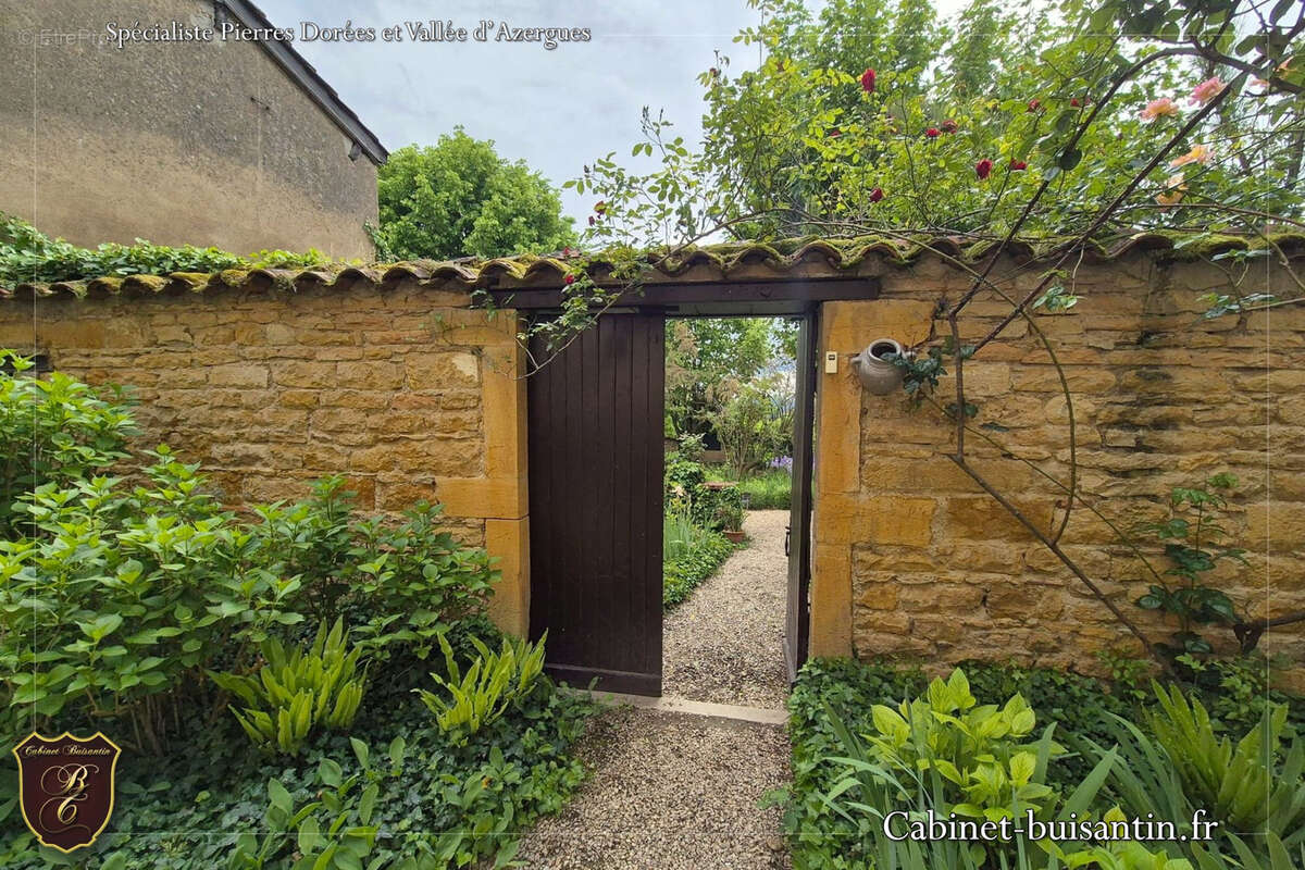 Maison à LE BOIS-D&#039;OINGT