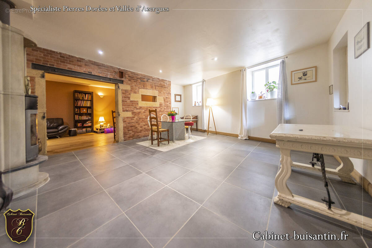 Maison à LE BOIS-D&#039;OINGT