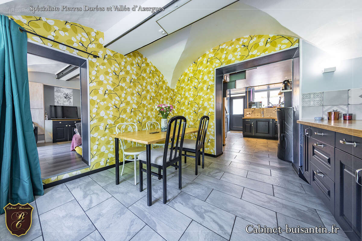 Maison à LE BOIS-D&#039;OINGT