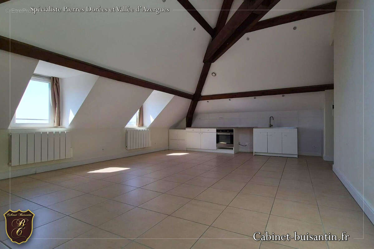 Appartement à LE BOIS-D&#039;OINGT