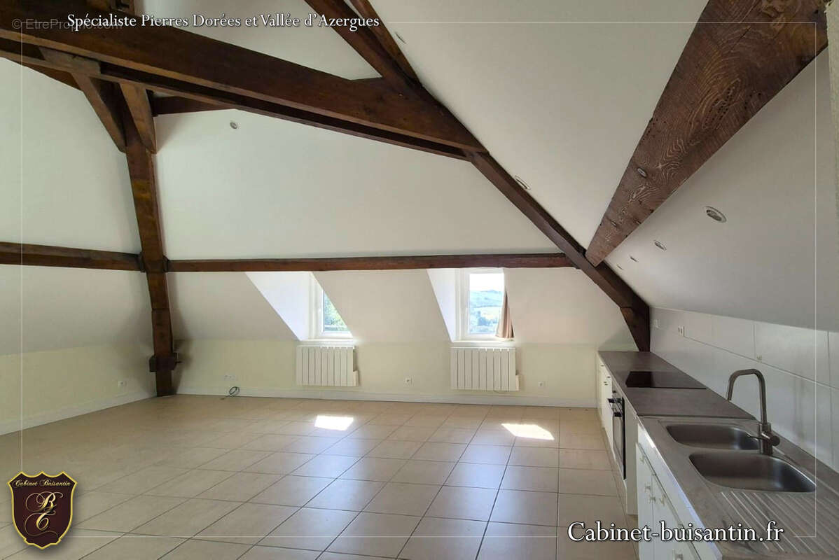 Appartement à LE BOIS-D&#039;OINGT