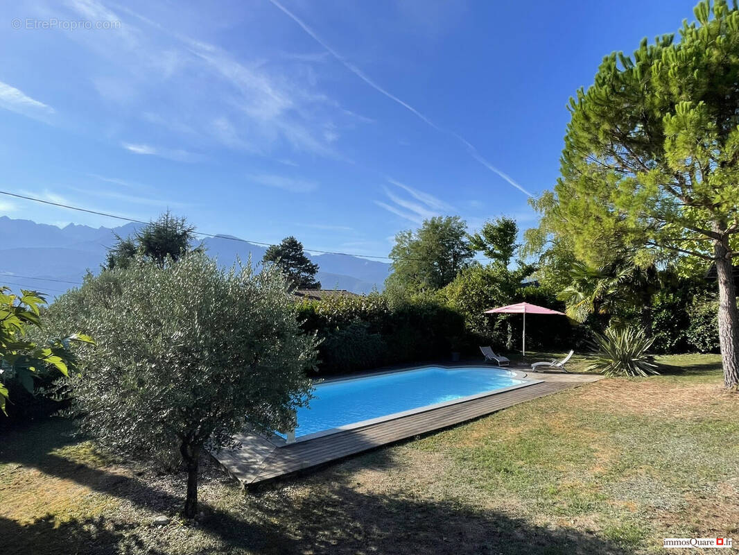 Maison à SAINT-ISMIER