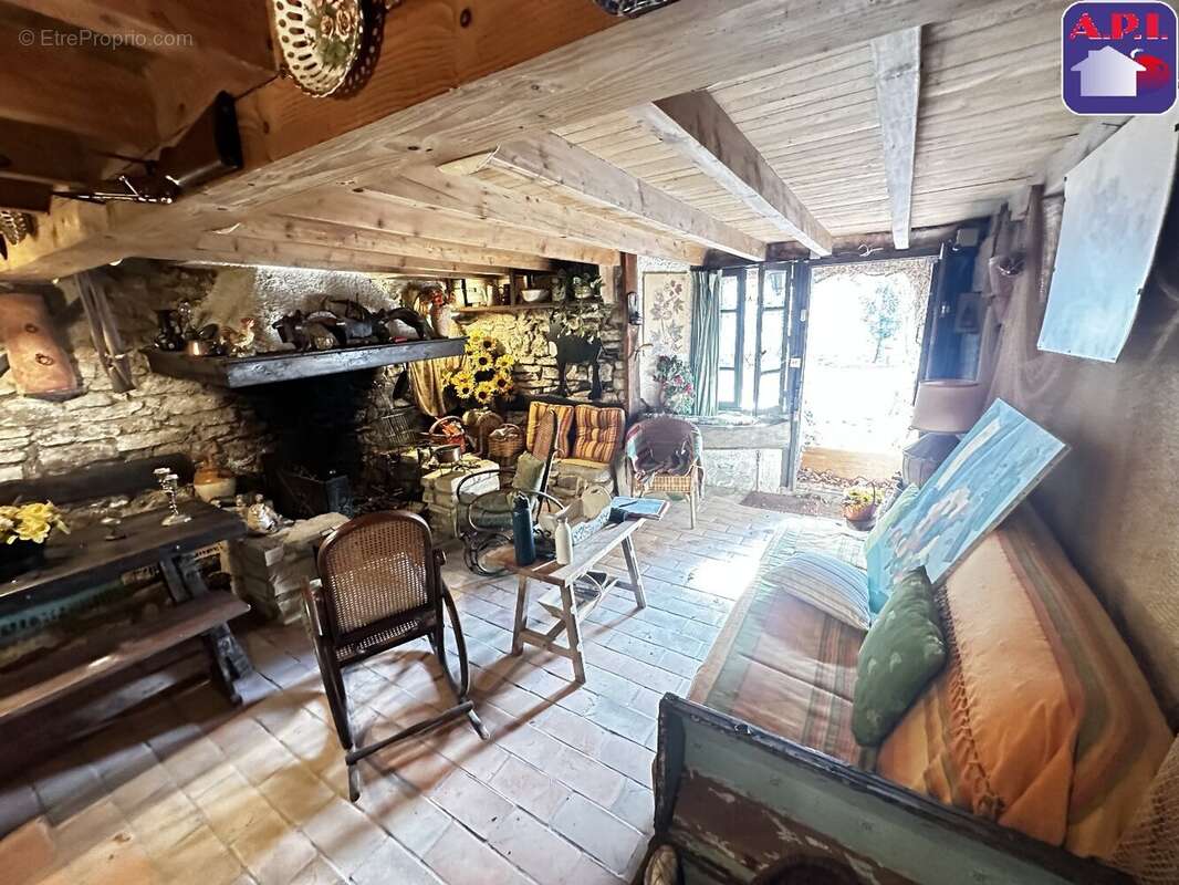 Maison à CASTELNAU-DURBAN