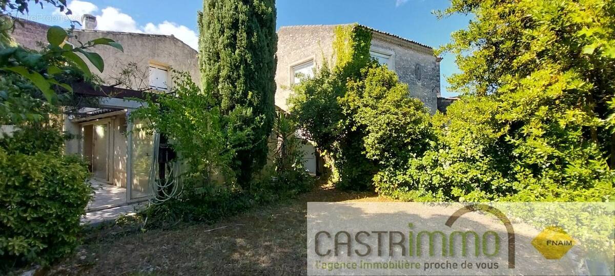 Maison à SAINT-HILAIRE-DE-BEAUVOIR