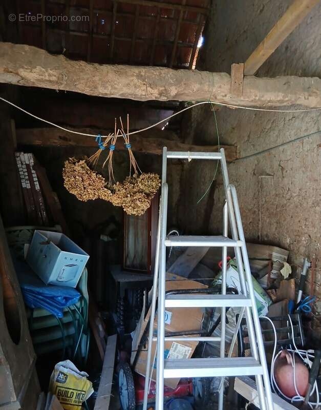 Maison à VINDEFONTAINE