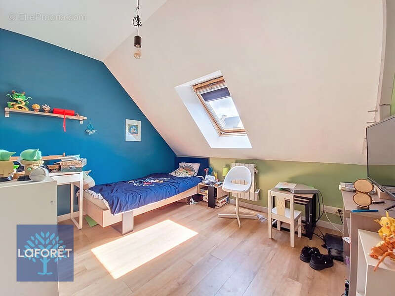 Maison à LA CHAPELLE-JANSON