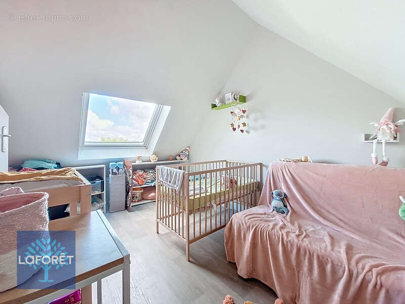 Maison à LA CHAPELLE-JANSON