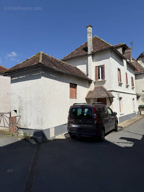 Maison à NONANCOURT