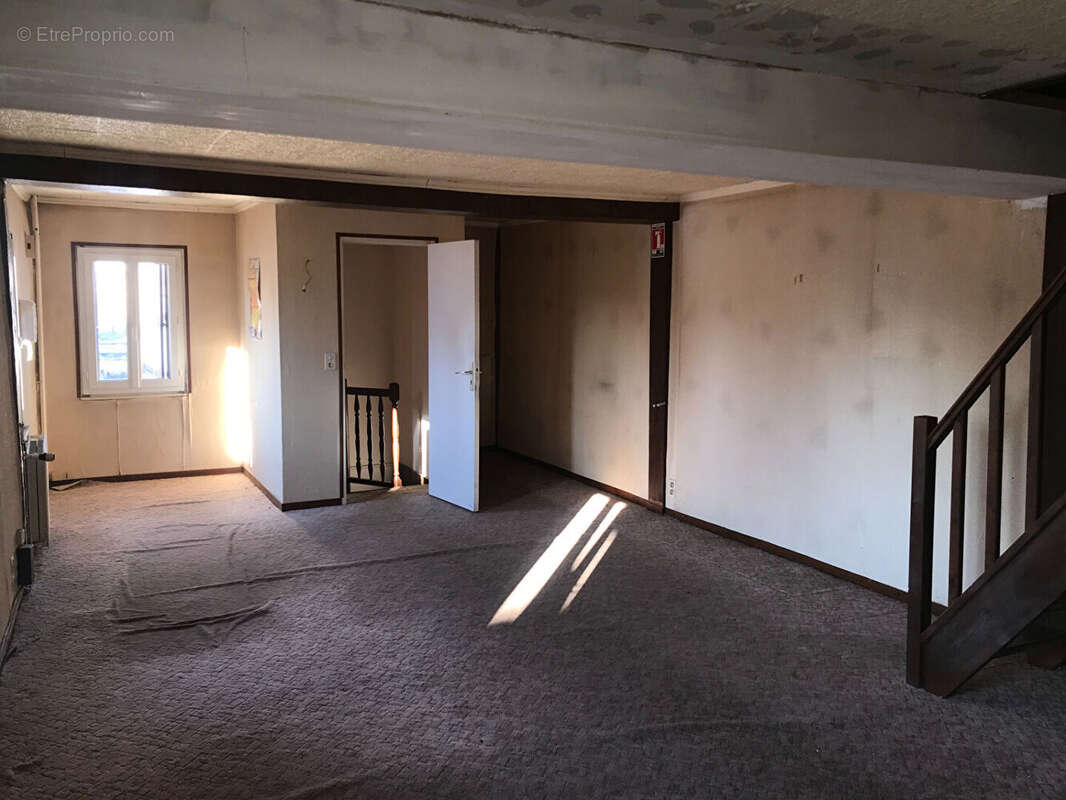 Maison à NONANCOURT