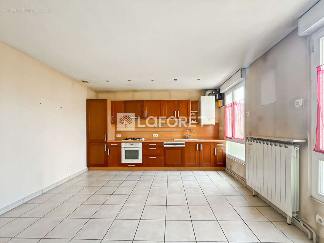 Appartement à MAISONS-ALFORT