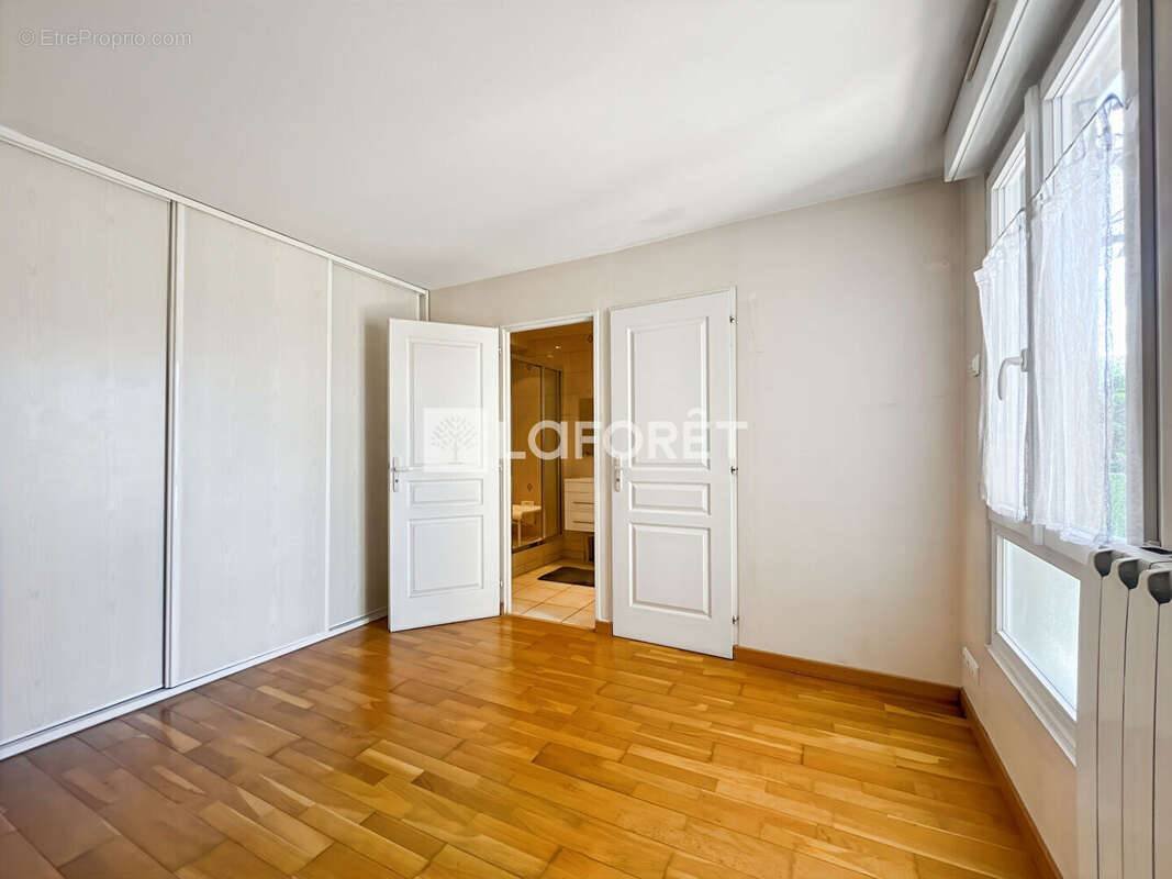 Appartement à MAISONS-ALFORT