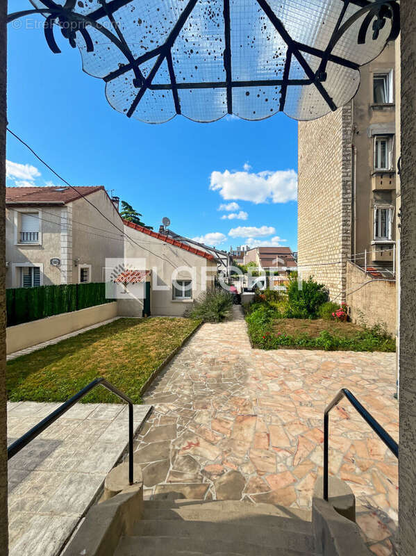 Appartement à MAISONS-ALFORT