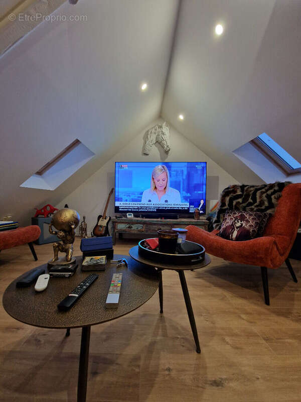 Appartement à THEIX