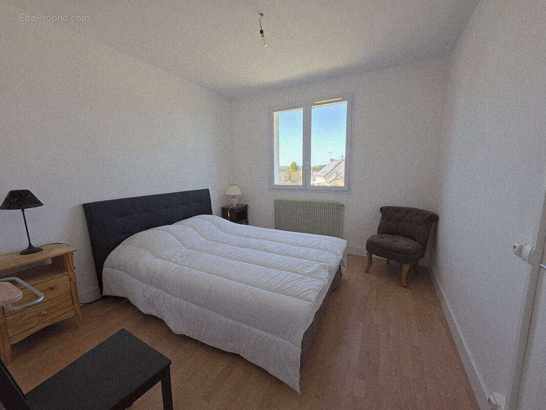 Maison à MINIAC-MORVAN