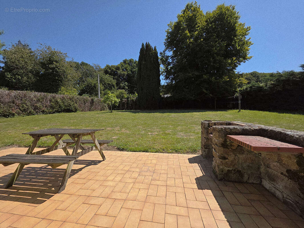 Maison à MINIAC-MORVAN