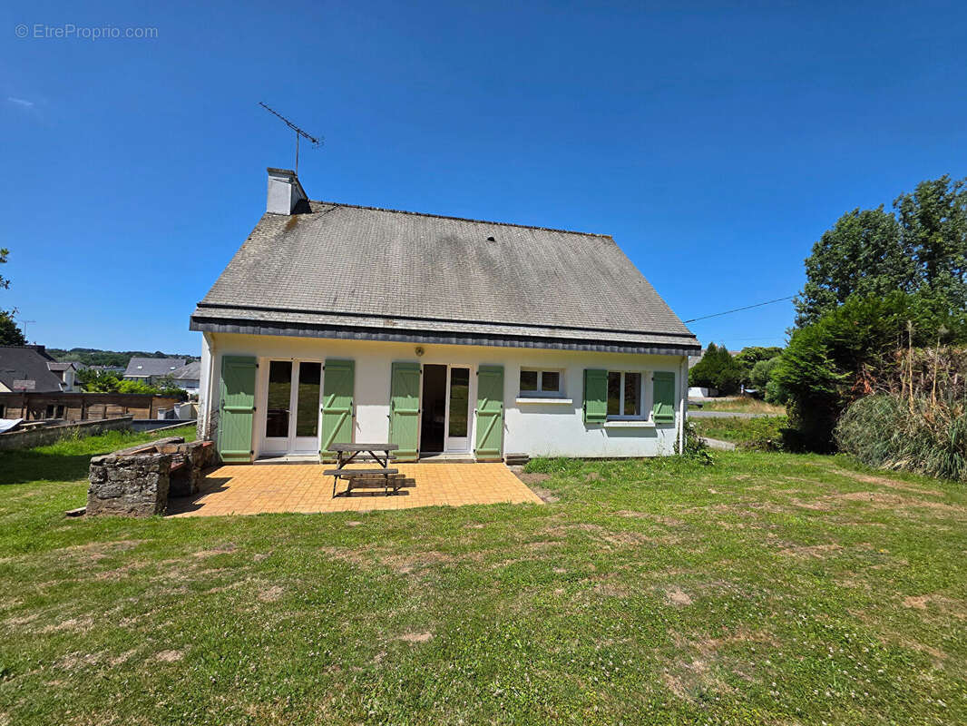 Maison à MINIAC-MORVAN