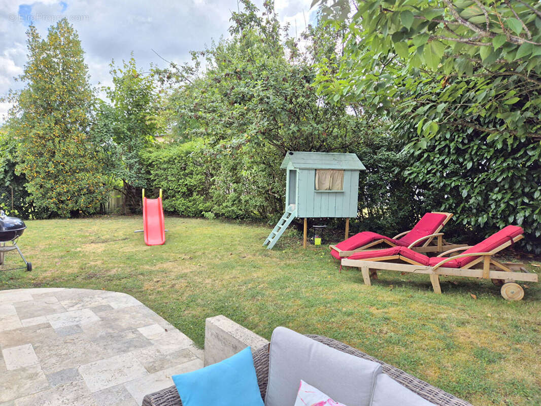 Maison à FONTENAY-LE-FLEURY