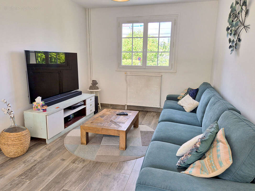 Maison à FONTENAY-LE-FLEURY