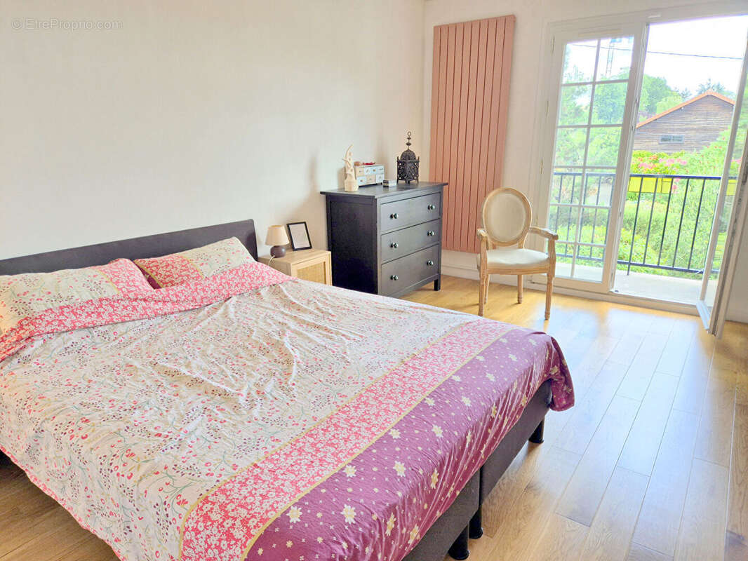 Maison à FONTENAY-LE-FLEURY