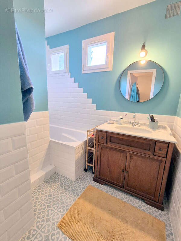 Maison à FONTENAY-LE-FLEURY