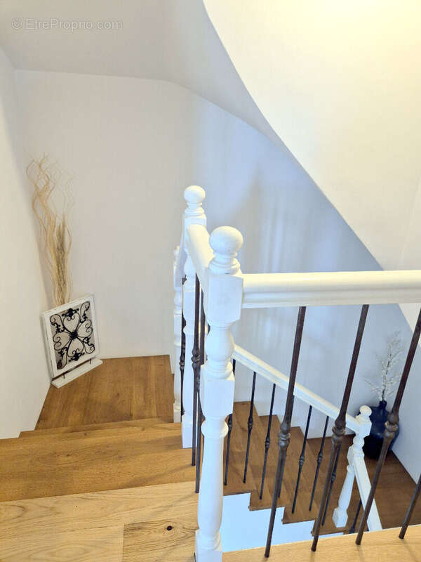 Maison à FONTENAY-LE-FLEURY