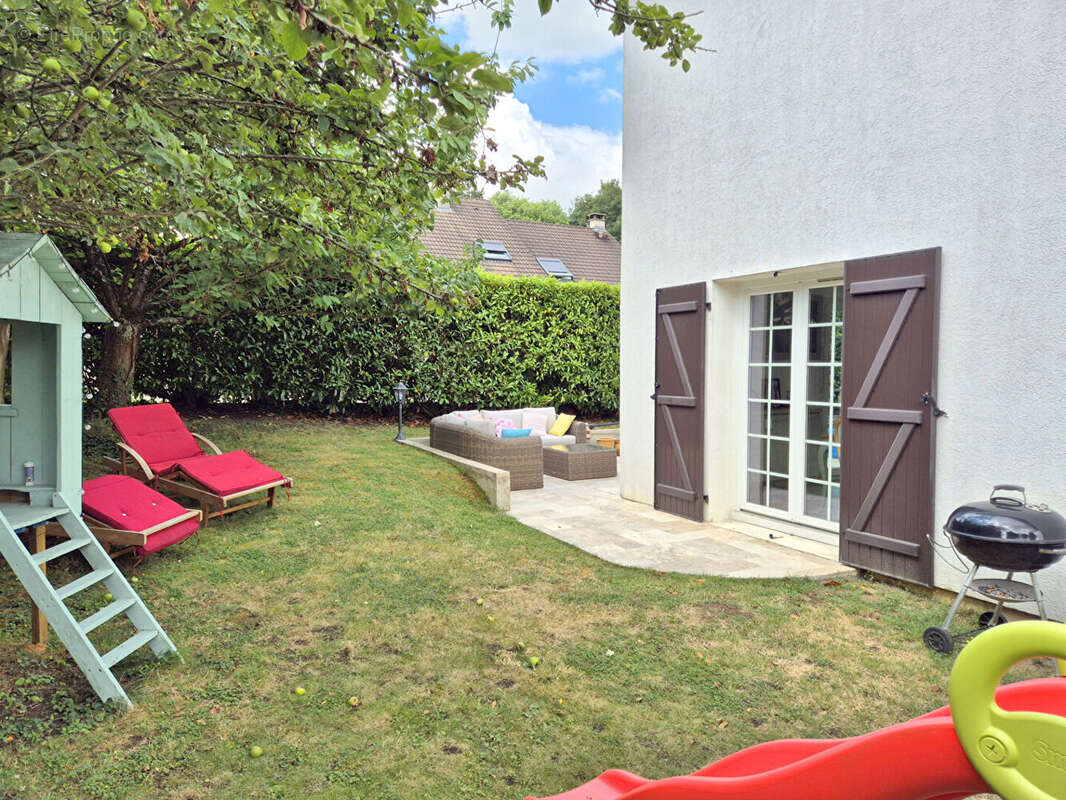 Maison à FONTENAY-LE-FLEURY