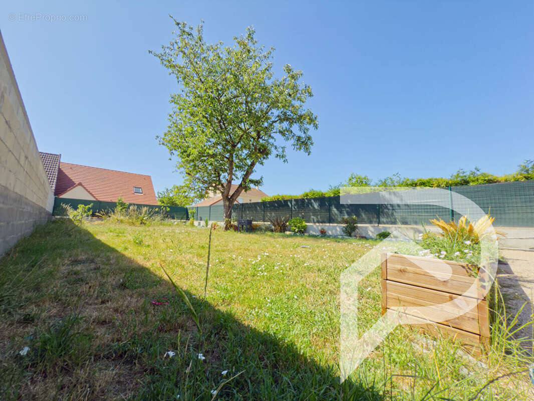 Maison à BEAUMONT-SUR-OISE