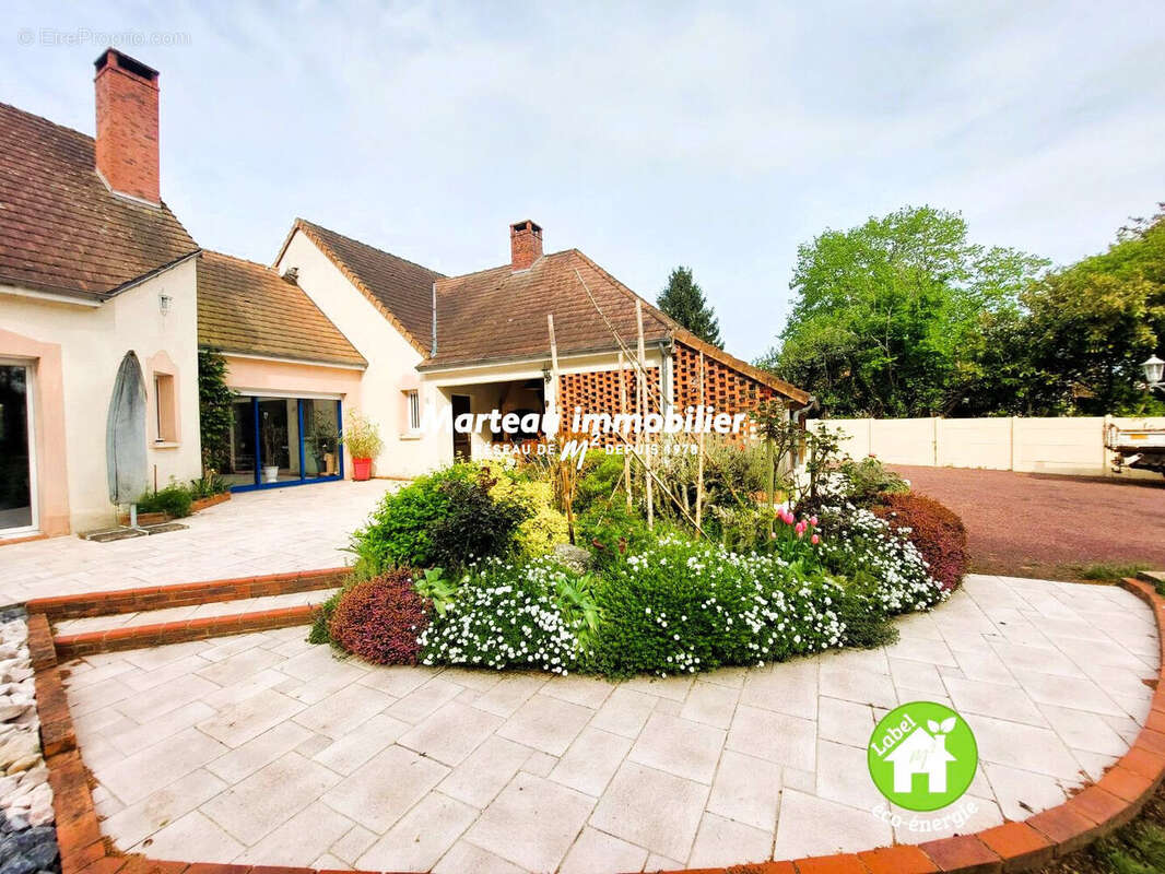 Maison à ROEZE-SUR-SARTHE