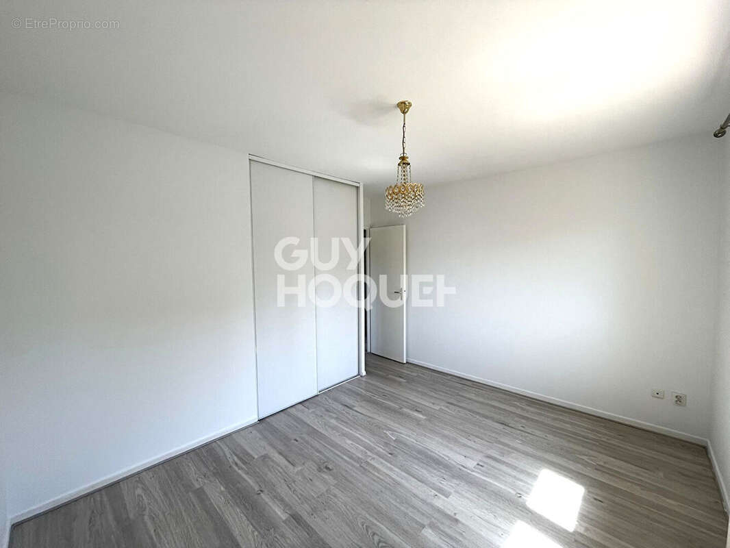 Maison à LA SALVETAT-SAINT-GILLES