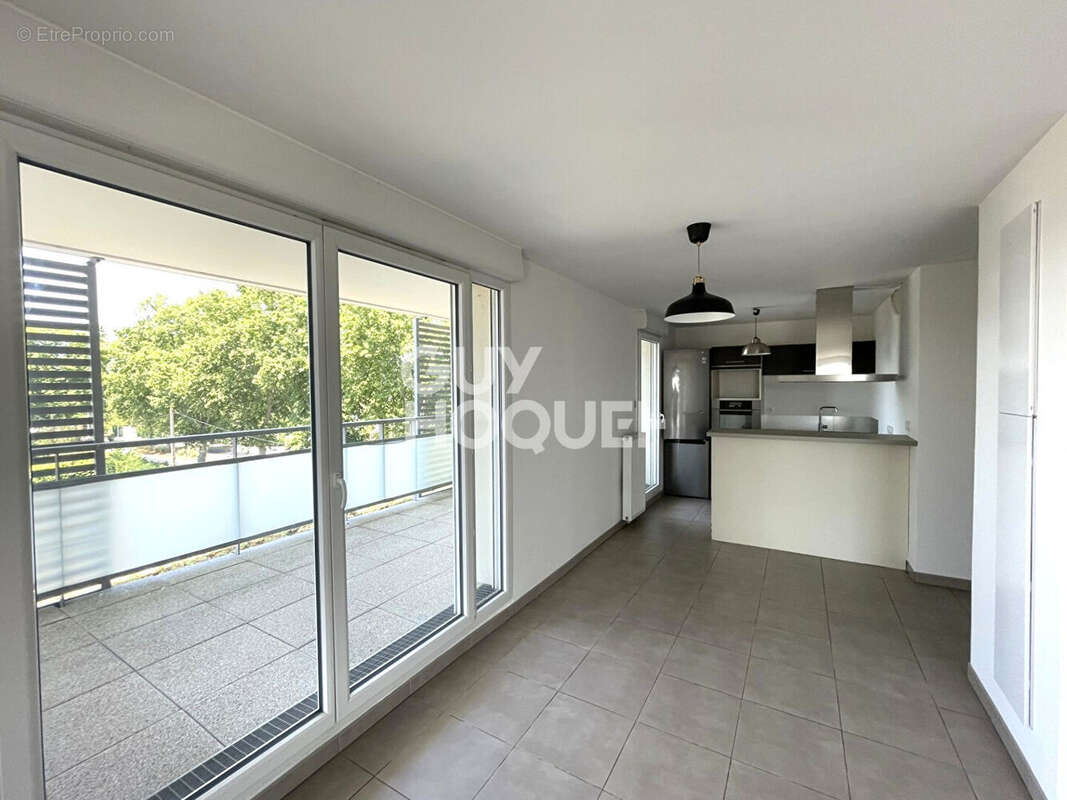 Appartement à TOURNEFEUILLE