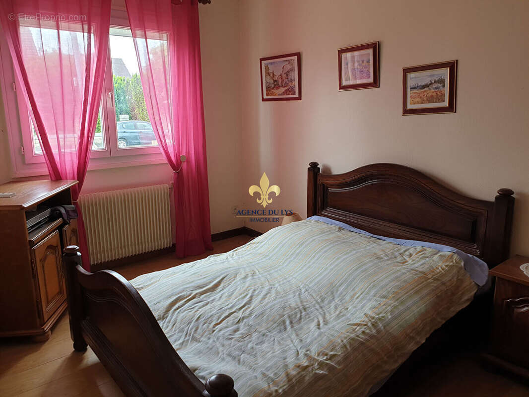 Maison à VILLERS-SOUS-SAINT-LEU