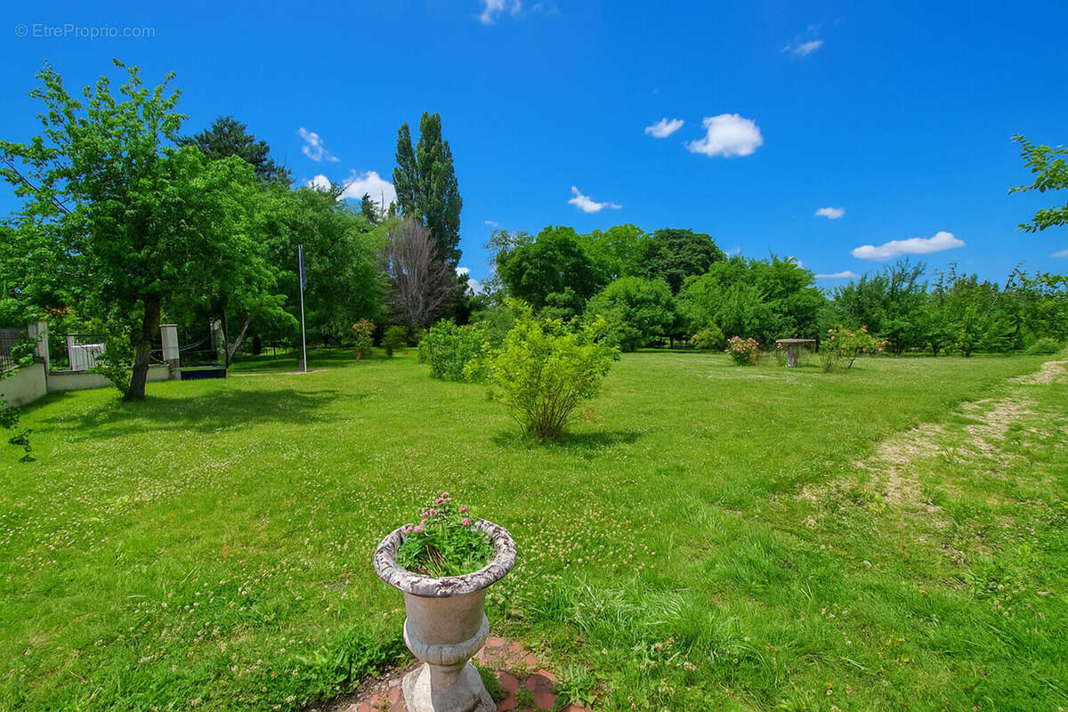 Maison à JOUARS-PONTCHARTRAIN