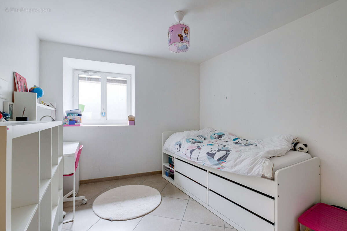 Appartement à MARSEILLE-3E