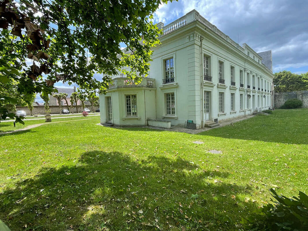 Appartement à MORIGNY-CHAMPIGNY